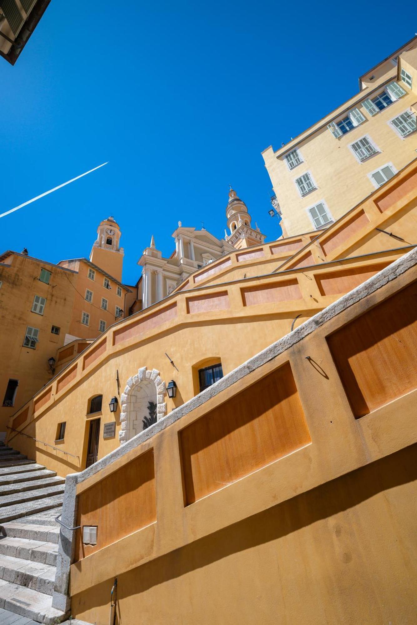 Les Sablettes - Bord De Mer - Vieille Ville - Parking Prive Menton Exterior photo